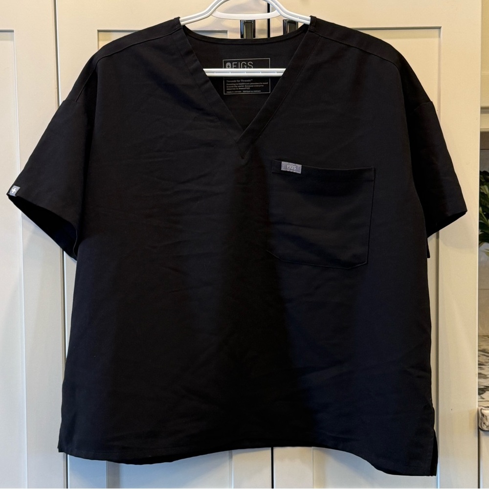 Figs Oversized Catarina One-Pocket Scrub Top